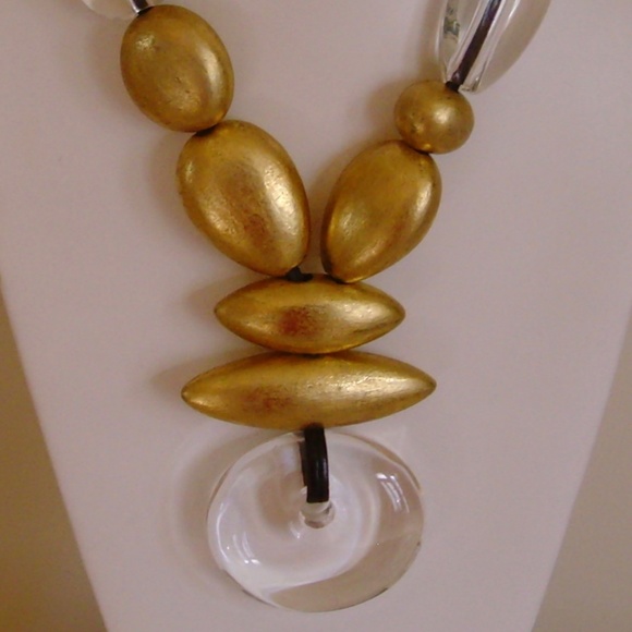 MONIES Clear Lucite and Gold Leaf Necklace - Picture 12 of 14